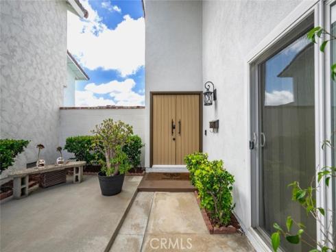 4200 Avenida Sevilla , Cypress, CA