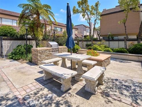 9690 Walker 31 Court, Cypress, CA