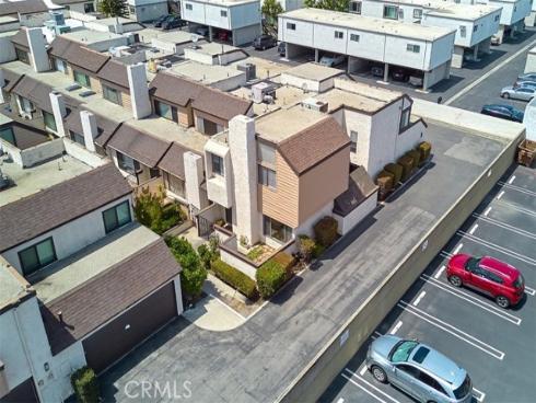 9690 Walker 31 Court, Cypress, CA