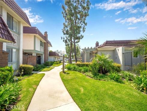 6572 Mcnutt Way, Cypress, CA