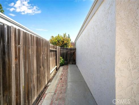 6572 Mcnutt Way, Cypress, CA