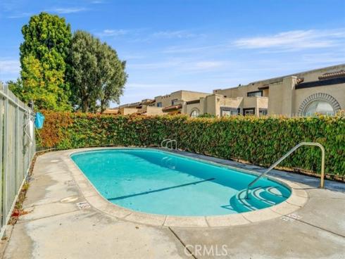 9880 Del Rio 88 Way, Cypress, CA