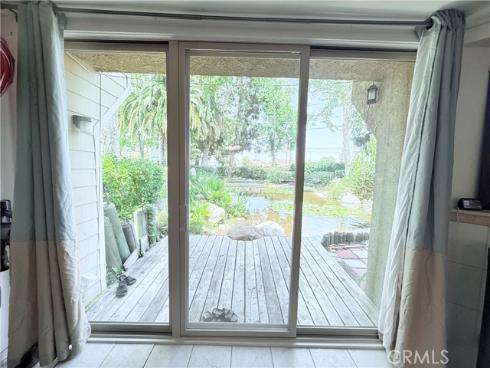 5493 Twin Lakes Drive