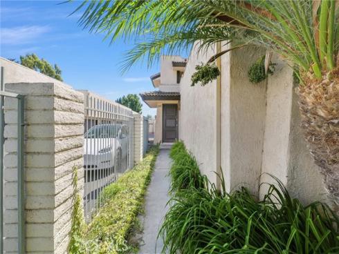 5841  Laguna Way  , Cypress, CA