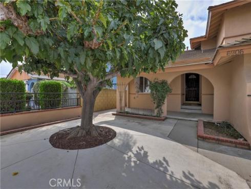 6906  Molokai  , Cypress, CA