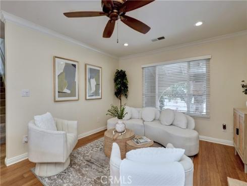 6906  Molokai  , Cypress, CA