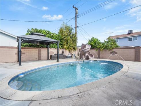 10202  Aqueduct  , Cypress, CA