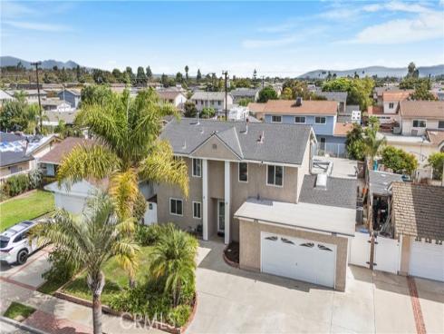 10202  Aqueduct  , Cypress, CA