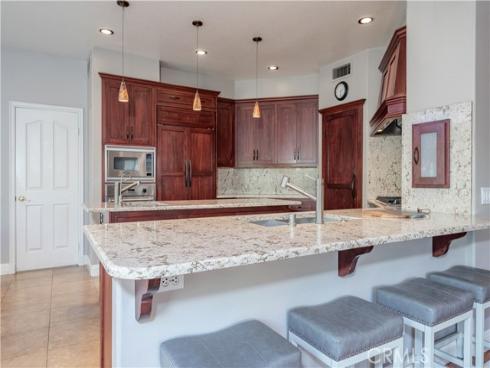 9574  Tivoli  , Cypress, CA