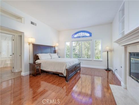 9574  Tivoli  , Cypress, CA