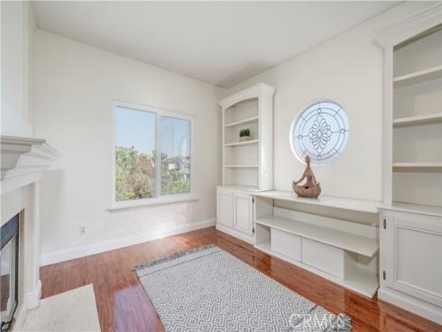 9574  Tivoli  , Cypress, CA