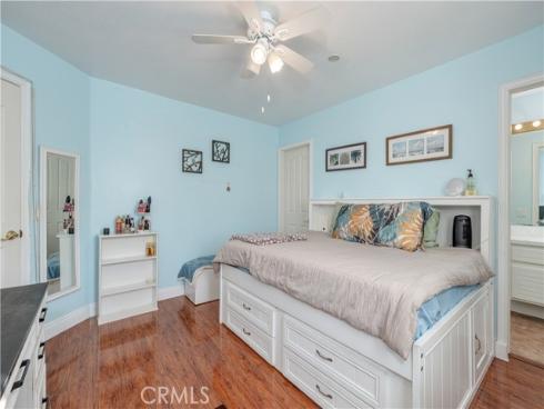 9574  Tivoli  , Cypress, CA