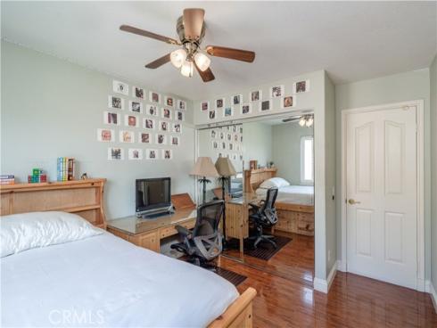 9574  Tivoli  , Cypress, CA