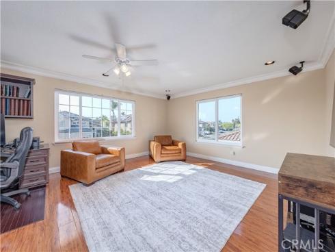 9574  Tivoli  , Cypress, CA