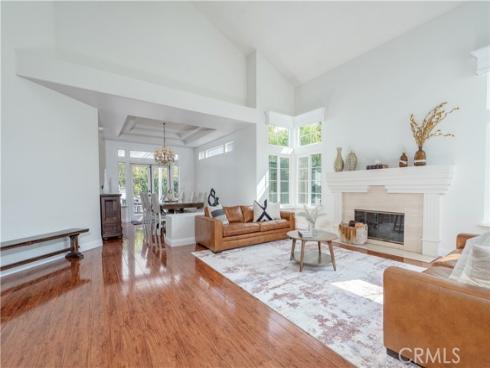 9574  Tivoli  , Cypress, CA