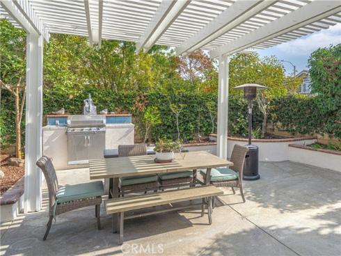 9574  Tivoli  , Cypress, CA