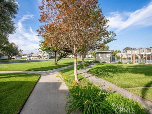 9686  Bloomfield  , Cypress, CA