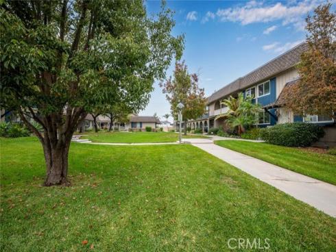 4385  Larwin  , Cypress, CA