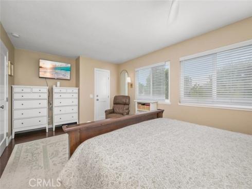 4385  Larwin  , Cypress, CA