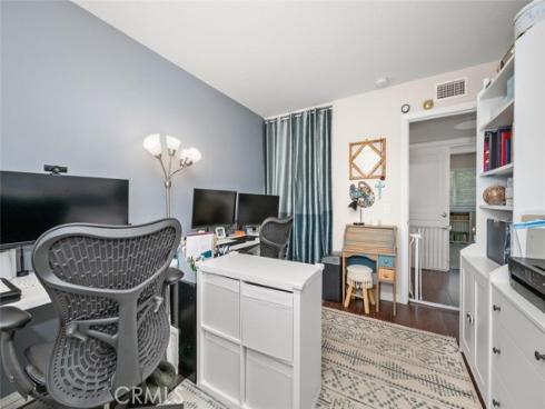 4385  Larwin  , Cypress, CA