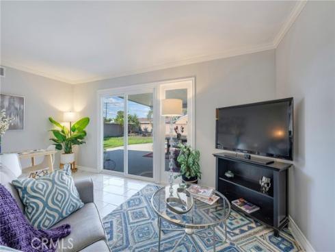 5511  Kanel  , Cypress, CA