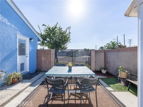 5511  Kanel  , Cypress, CA