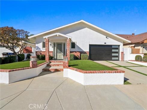 5633  Lakia  , Cypress, CA