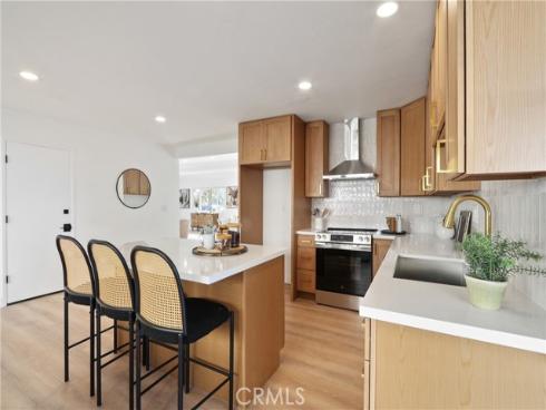 5633  Lakia  , Cypress, CA