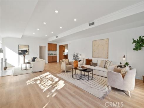 5633  Lakia  , Cypress, CA