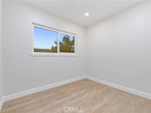 5131  Myra  , Cypress, CA