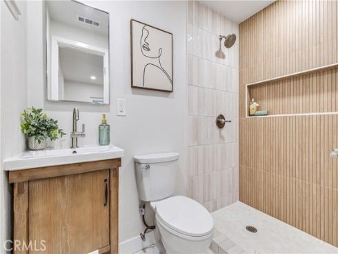 5131  Myra  , Cypress, CA