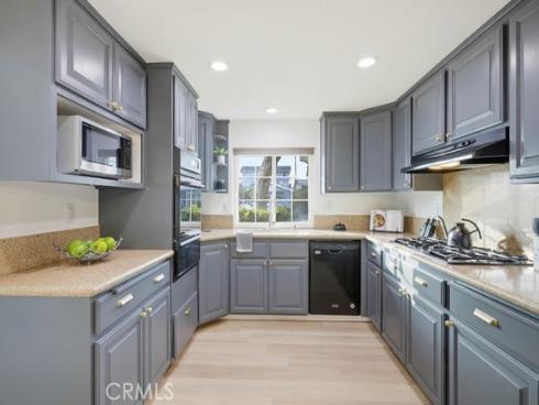 10232  Hialeah  , Cypress, CA