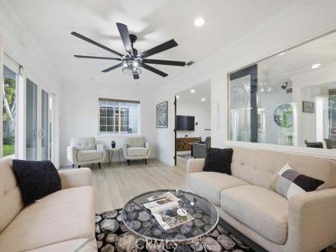 10232  Hialeah  , Cypress, CA