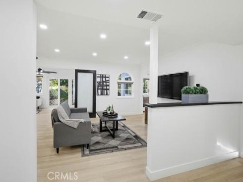 10232  Hialeah  , Cypress, CA