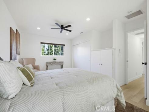 10232  Hialeah  , Cypress, CA