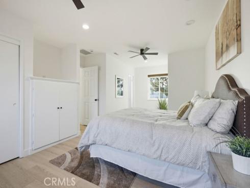 10232  Hialeah  , Cypress, CA