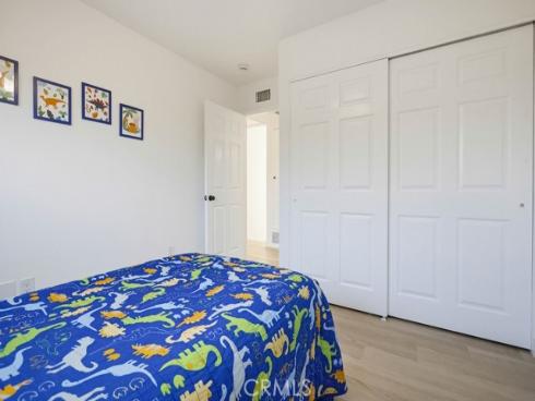 10232  Hialeah  , Cypress, CA