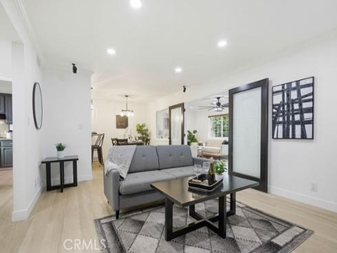 10232  Hialeah  , Cypress, CA