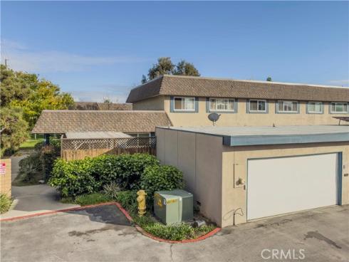 4233  Larwin  , Cypress, CA