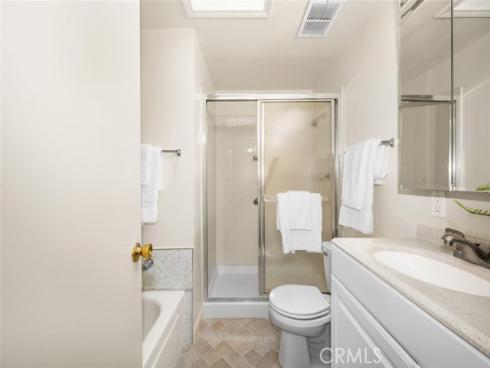 4043  Larwin Ave  , Cypress, CA