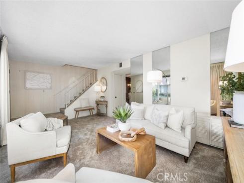 4043  Larwin Ave  , Cypress, CA