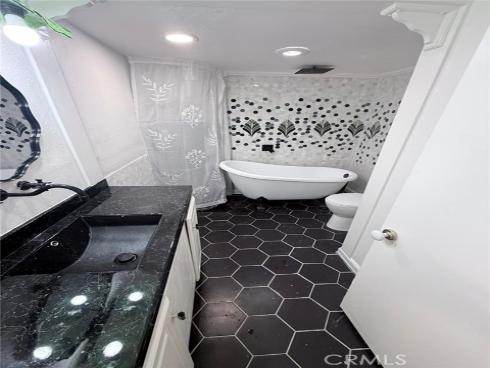 9066  Candlestick  5 , Cypress, CA