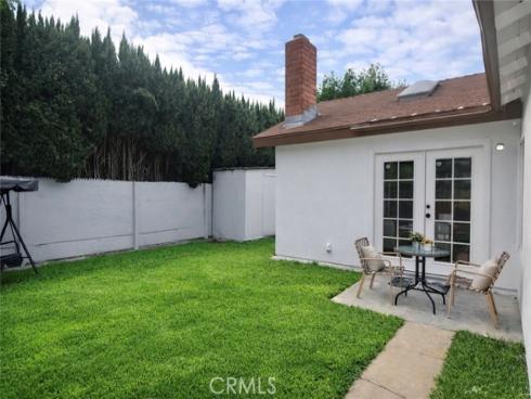 6056  Palau  , Cypress, CA