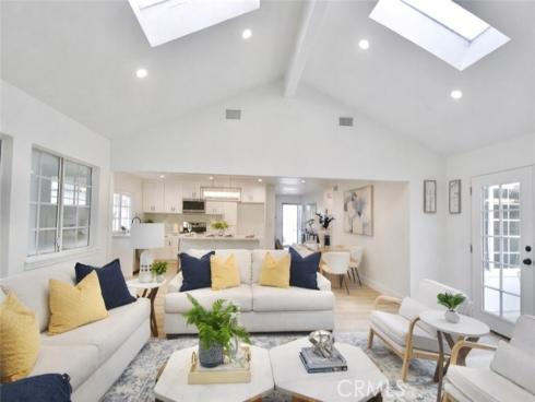 6056 Palau , Cypress, CA