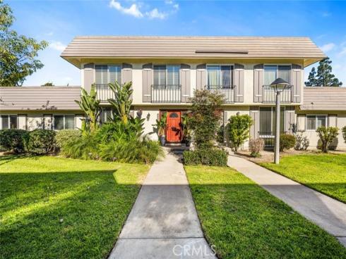 4003  Via Encinas  , Cypress, CA