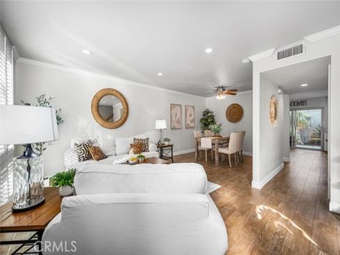 4003  Via Encinas  , Cypress, CA