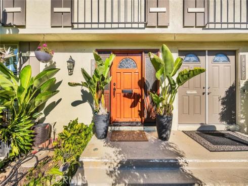 4003  Via Encinas  , Cypress, CA