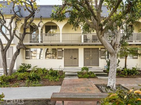 9841  Via Sonoma  , Cypress, CA