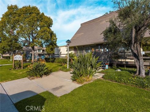 9841  Via Sonoma  , Cypress, CA