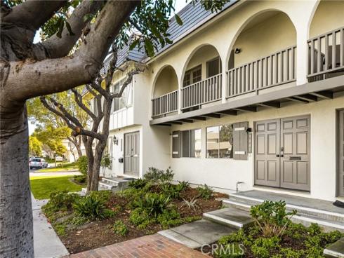 9841  Via Sonoma  , Cypress, CA